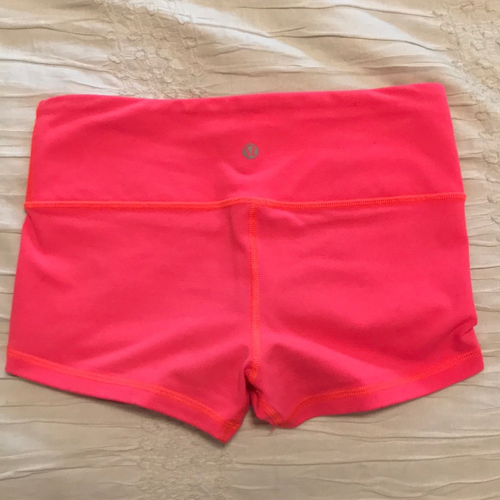 Lululemon neon pink boogie short